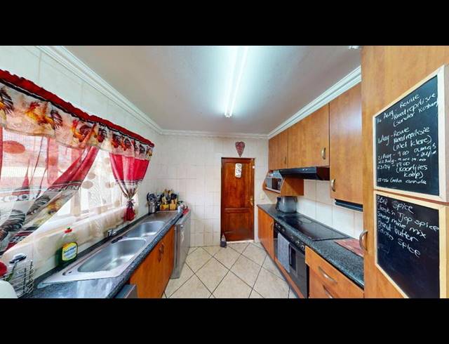 3 BEDROOM PROPERTY TO RENT IN KENLEAF